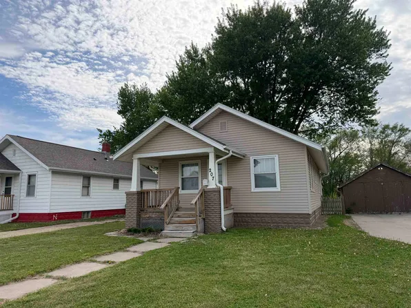 207 N Cottonwood St, Norfolk, NE 68701