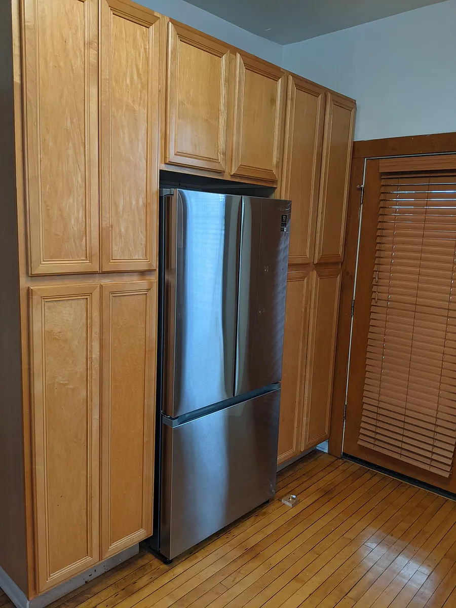 Building Photo - 3838 N Kenmore Ave #3