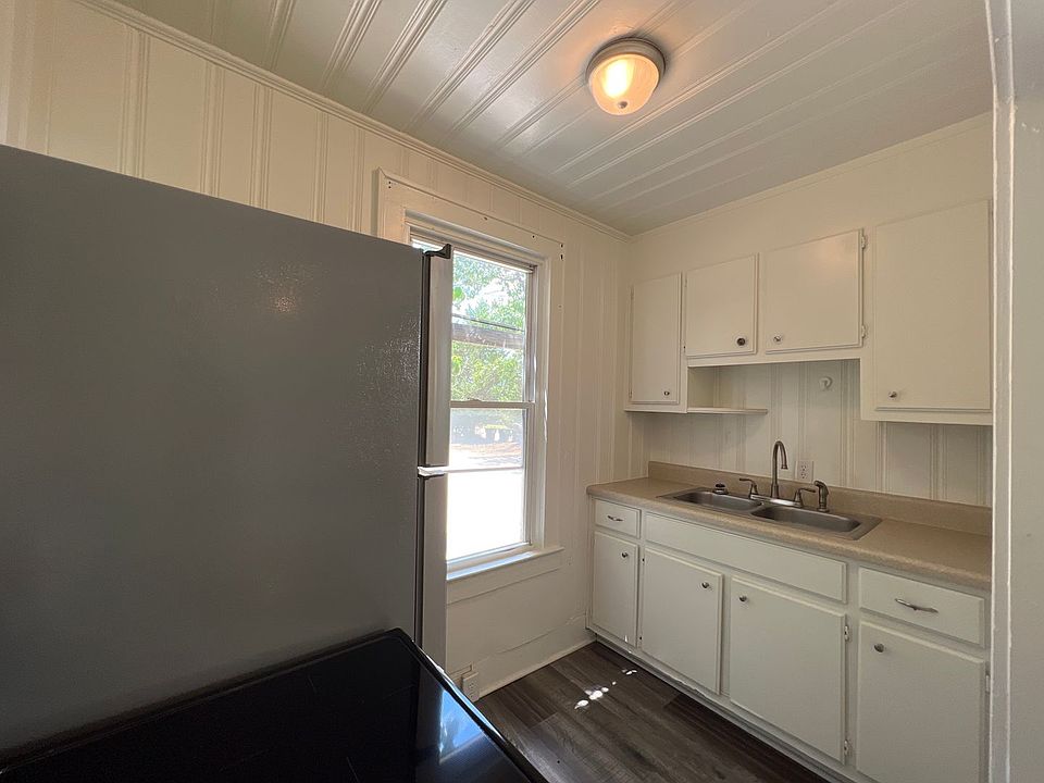 Newly Renovated Small Apartment Complex Close To Everything Apartment Rentals Greenville, SC