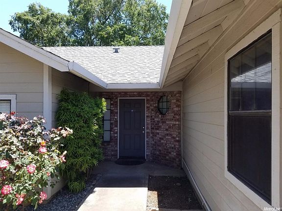 3rd image of 6112 Pine Vista Way
