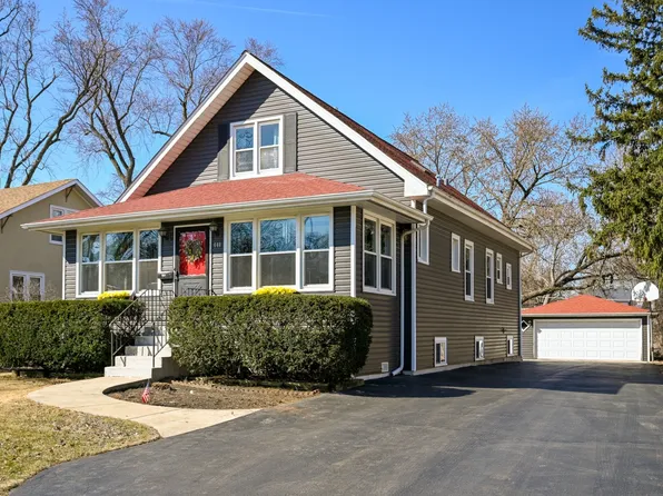 440 S Villa Ave, Villa Park, IL 60181