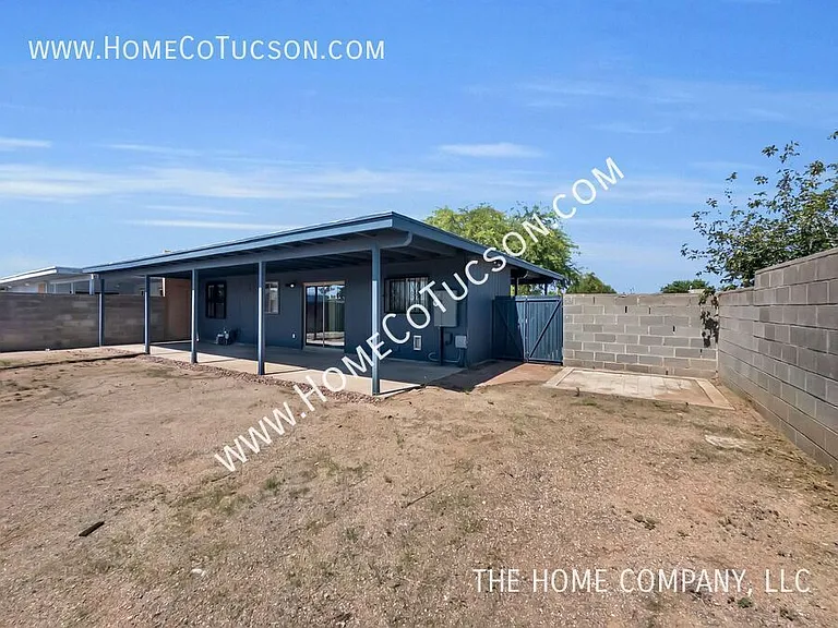 2349 S Saddleback Ave — Photo 28