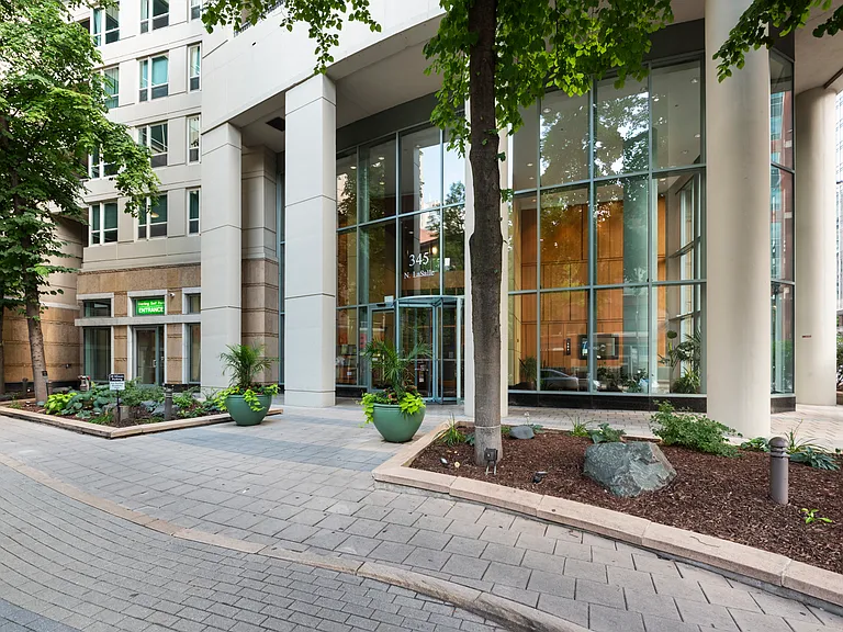 345 N La Salle Dr #2203 — Photo 11