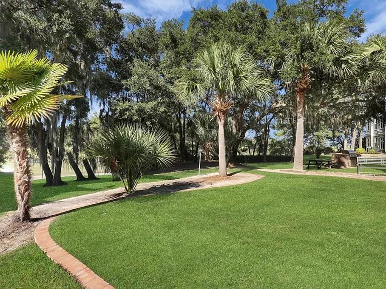 Outdoor areas located throughout complex