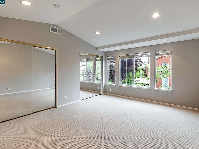 435 Regal Lily Ln — Photo 24