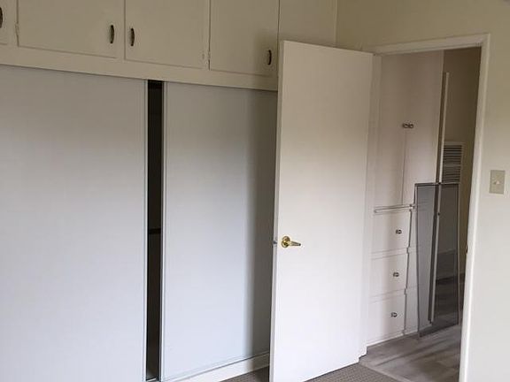 3rd image of 4404 Ensign Ave