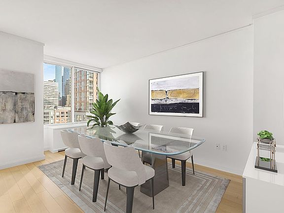 3rd image of 212 Warren St APT 17A