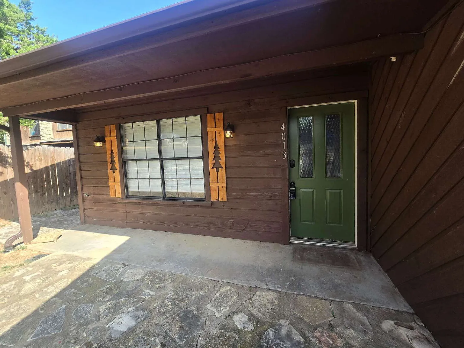 1 bed, 1.0 bath, 1100 sqft, $1,350 — Photo 4