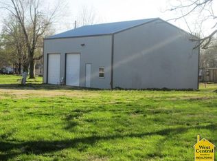 111 N Hickory St, Appleton City, MO 64724