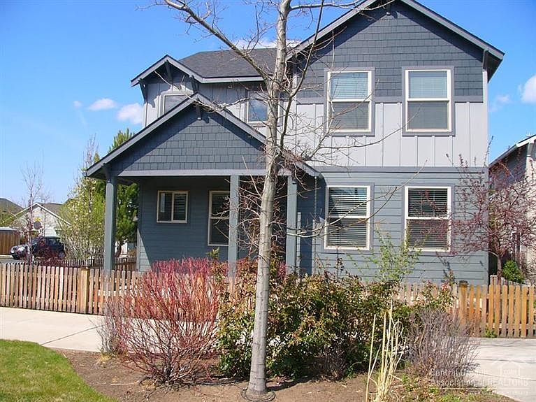 1st image of 21257 SE Bellflower Pl