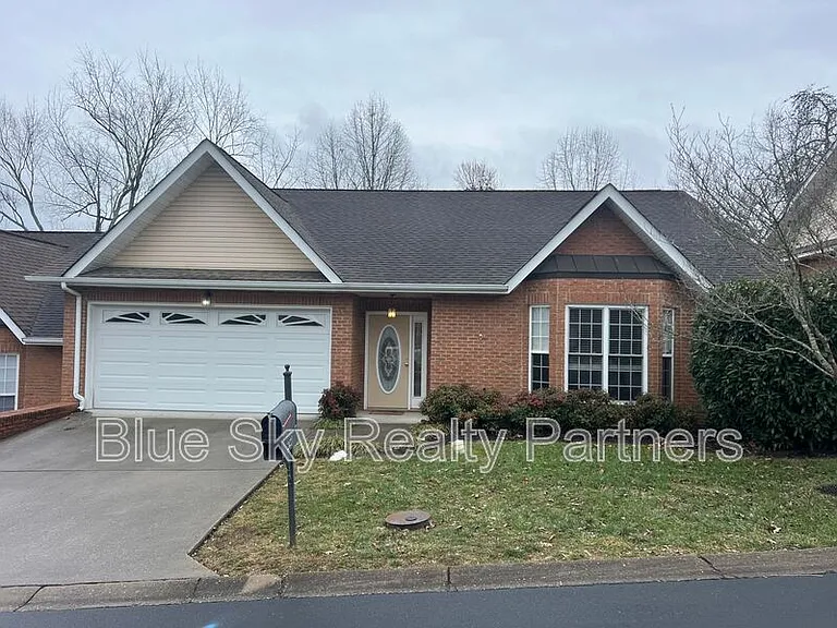 2432 Pine Marten Way NW — Photo 18