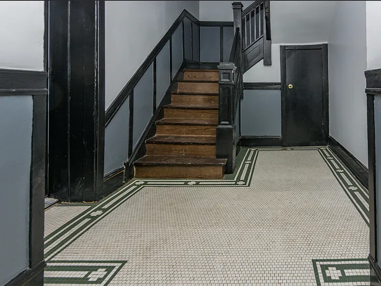 4200 W Washington Blvd — Photo 9