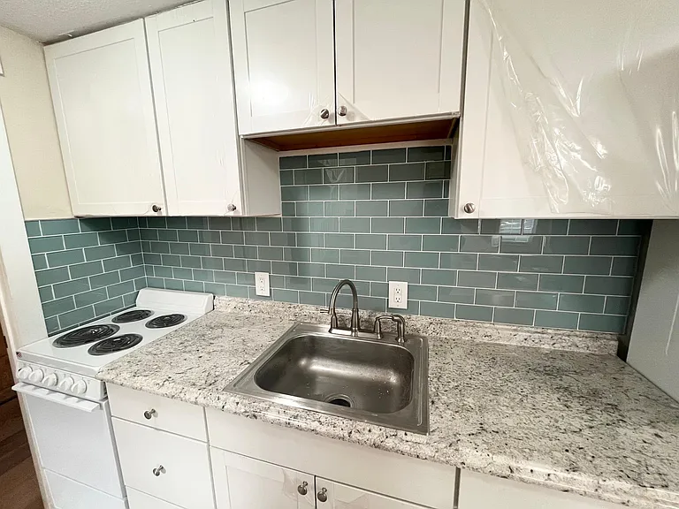 214 Myrtle Ave — Photo 6