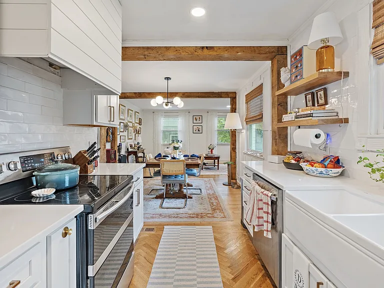 238 Thuss Ave #1 — Photo 8