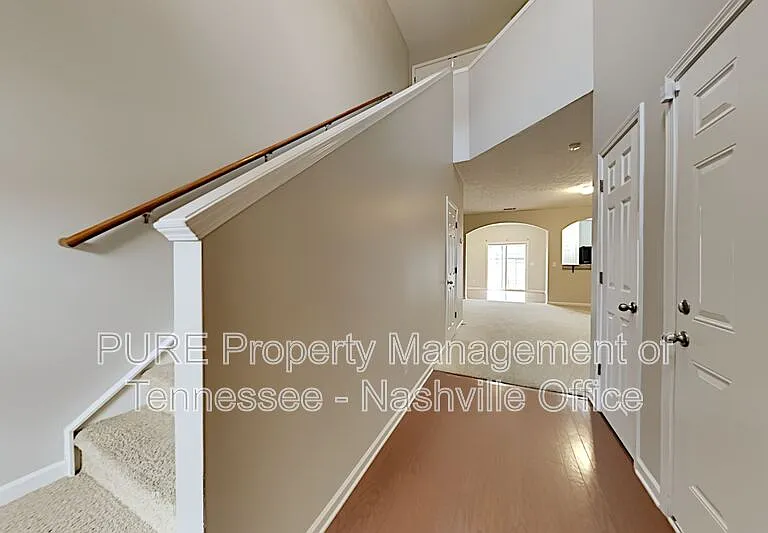 1221 Bainbridge Dr — Photo 3