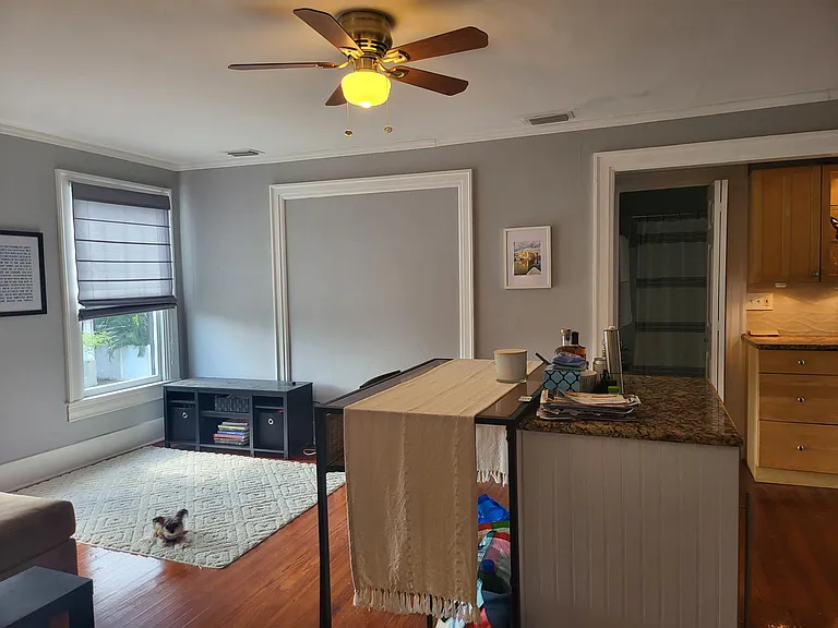 700 Hamilton Cres #1 — Photo 9