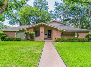 1806 Westminster Dr, Grand Prairie, TX 75050