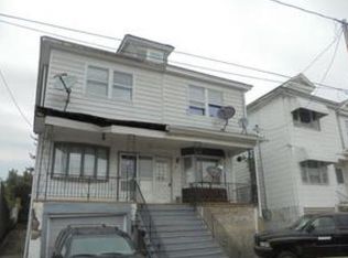 91 Schuylkill Ave, Shenandoah, PA 17976