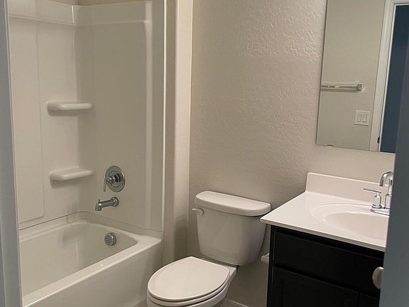 5th image of 30691 W Amelia Ave