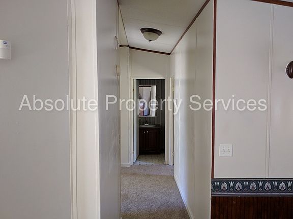 3rd image of 2311 Old Spartanburg Hwy