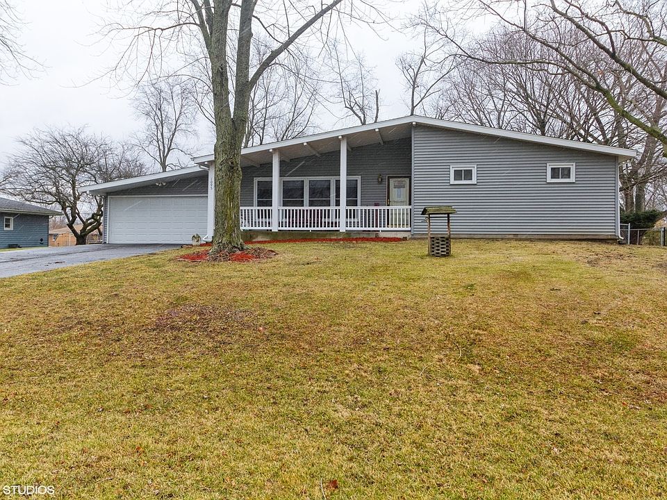 1st image of 1095 N Western Hills Dr
