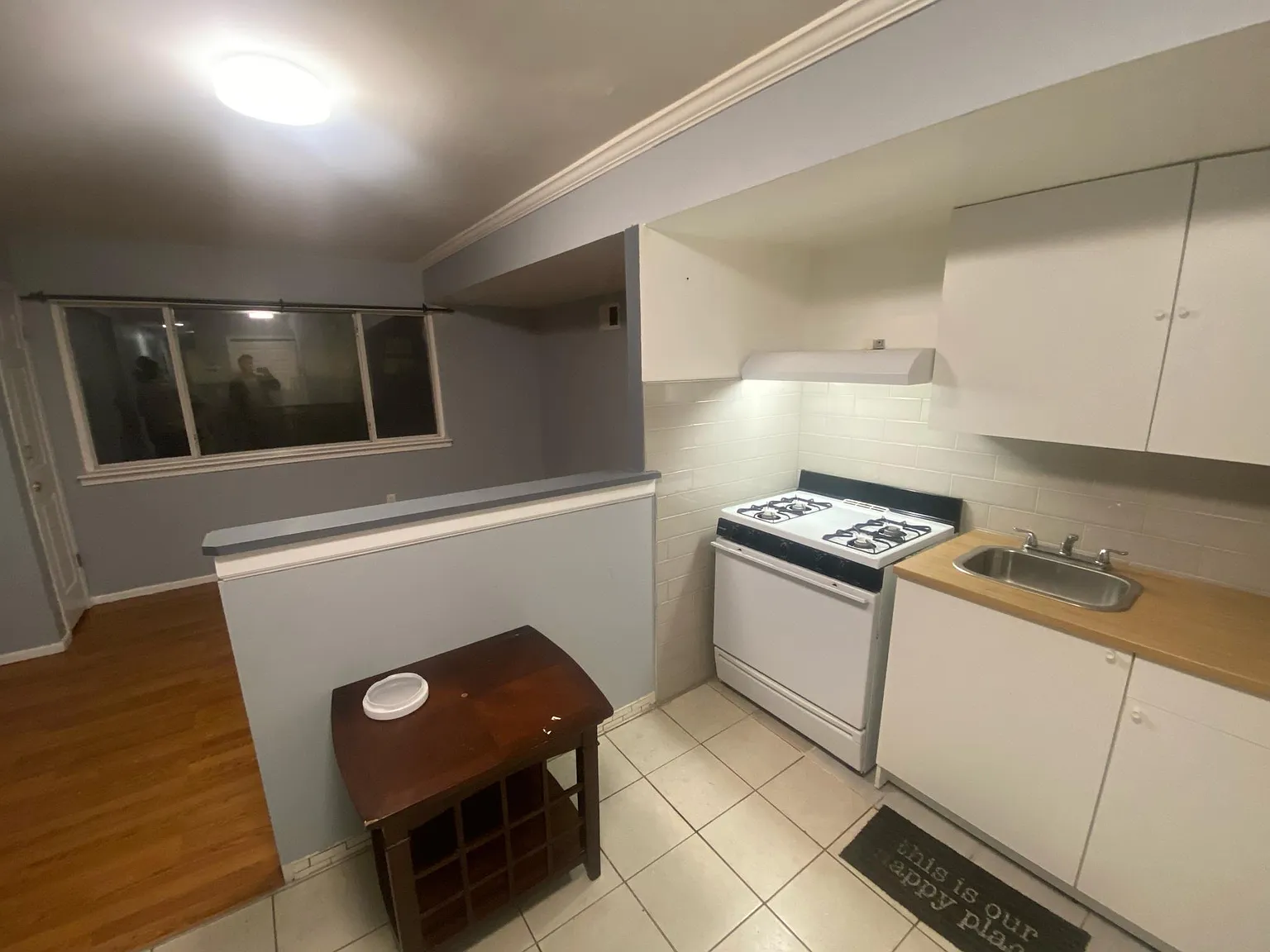 Studio, $1,200 — Photo 2