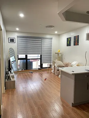 Rented by Chase Global M Realty LLC | media 8