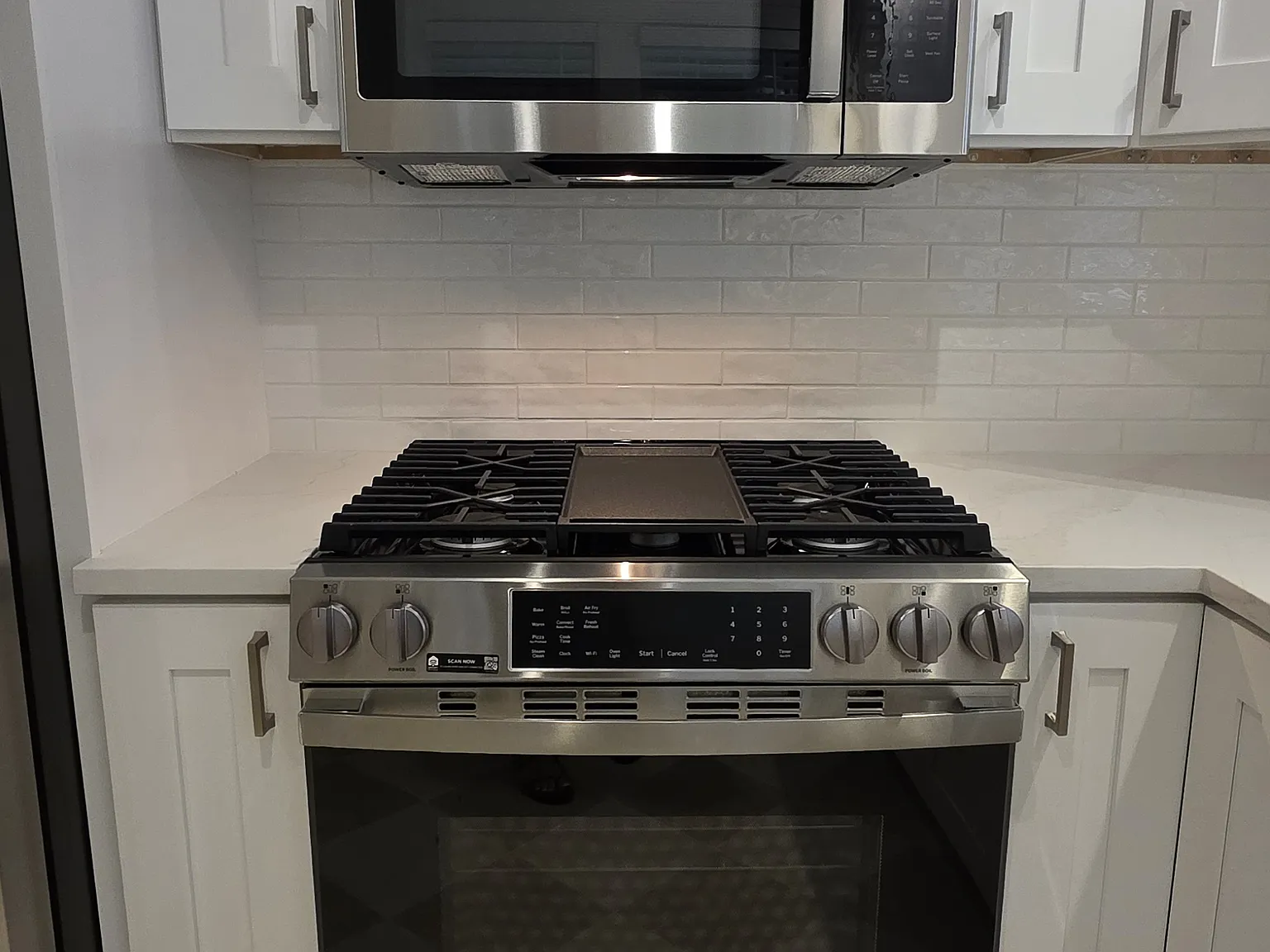 2 bed, 1300 sqft, $2,500 — Photo 3
