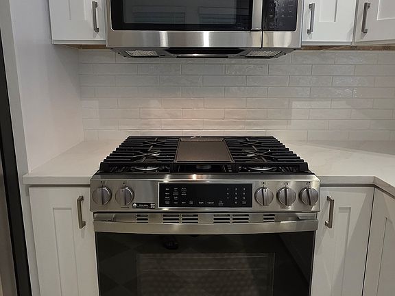3rd image of 345 S 2nd St #1