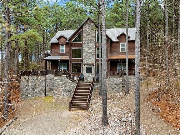 3rd image of 58 Mayflower Cir
