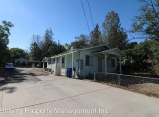 1975 8th St, Redding, CA 96001