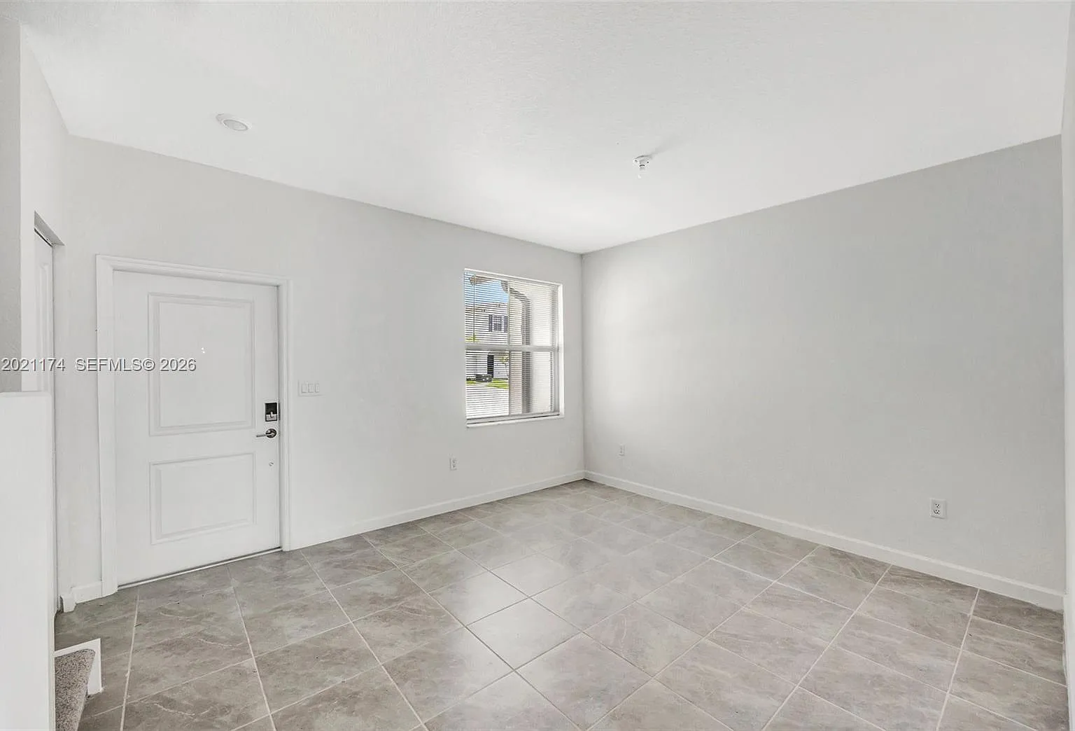 3 bed, 1668 sqft, $3,300 — Photo 4
