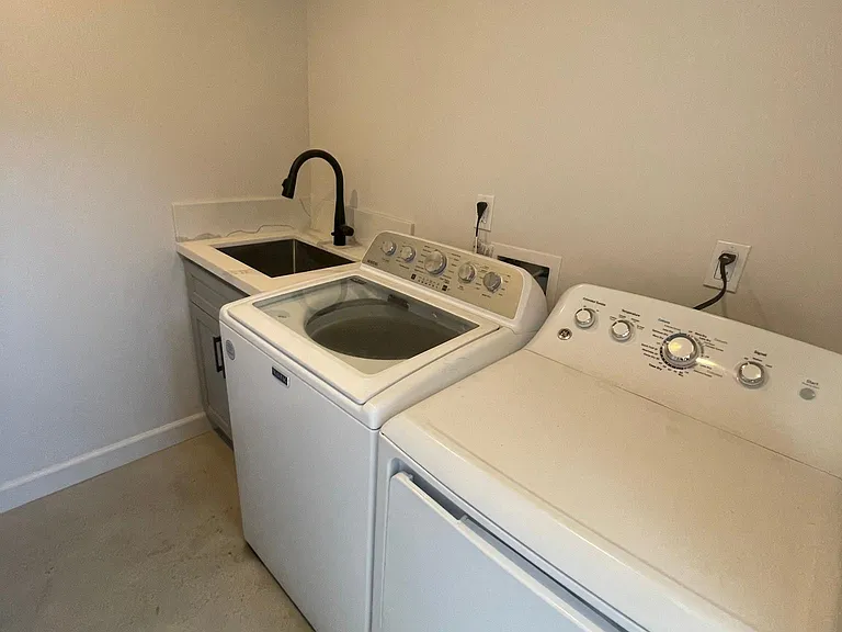 827 E Lemon Ave #1 — Photo 9