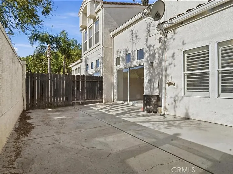 356 Carrione Ct — Photo 43