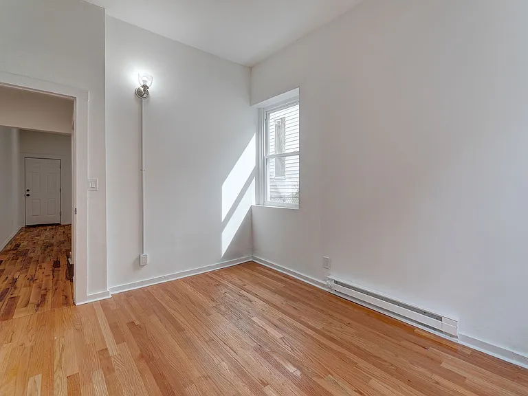 522 Elm St — Photo 9