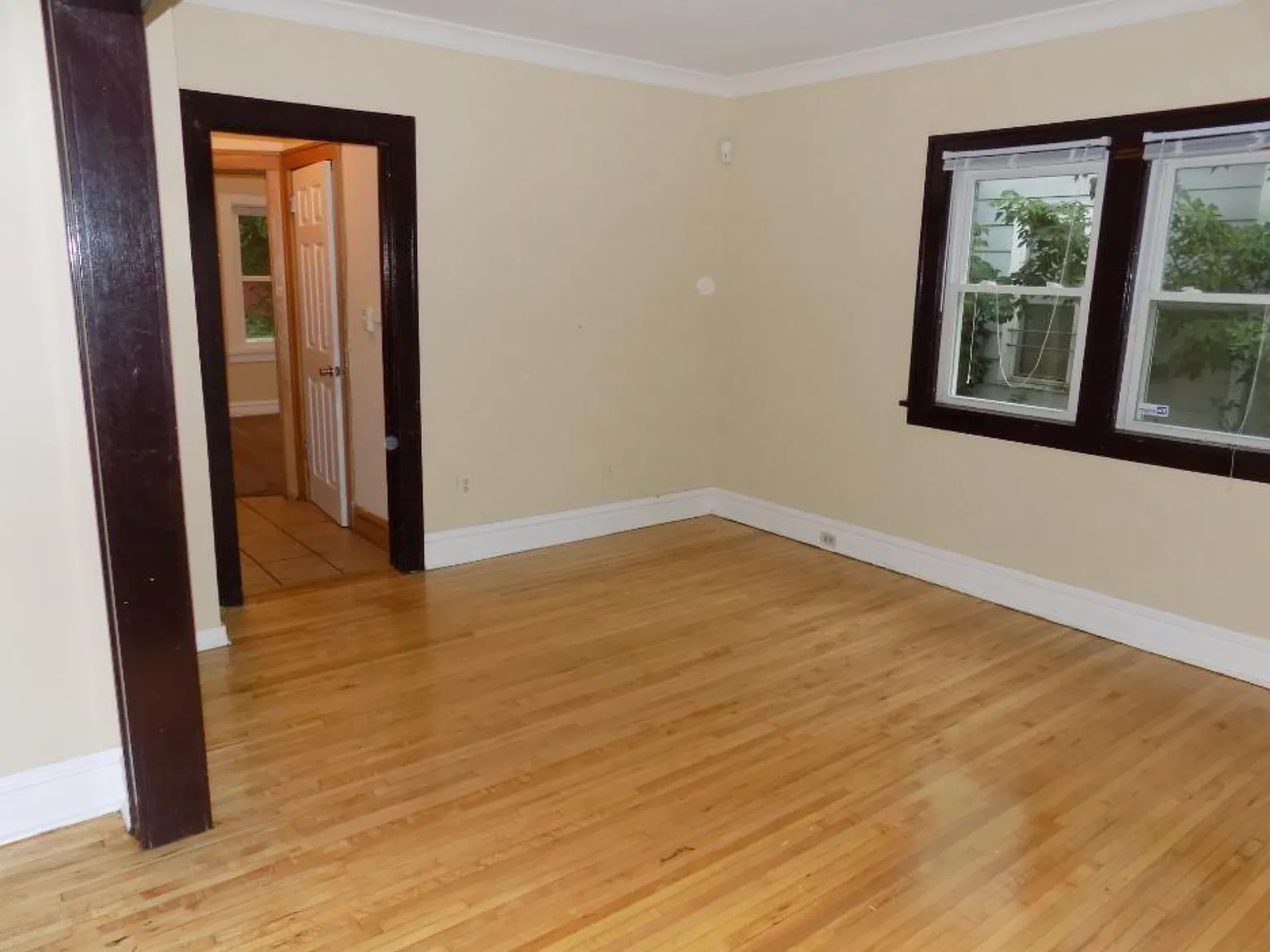 3910 Emerson Avenue North - 0 — Photo 3