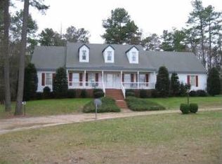 4210 Duck Town Rd, Zuni, VA 23898