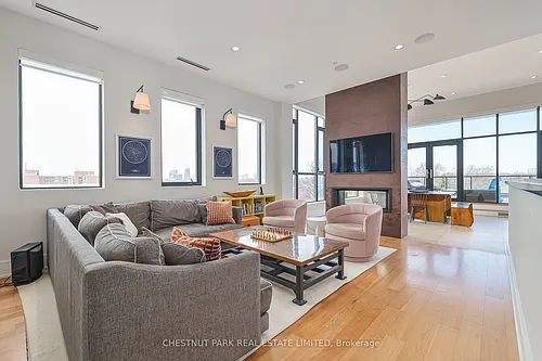 540 College St #Penthouse 2 Photo 1 540 College St #Penthouse 2 Photo 1