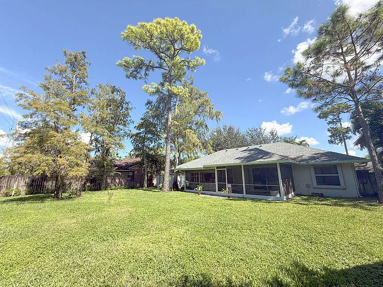 14010 Aster Ave — Photo 34