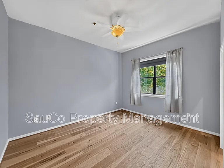 1420 NW 20th Ave — Photo 18