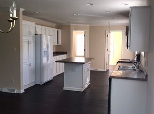 307 Bogey Dr, Fountain Inn, SC 29644