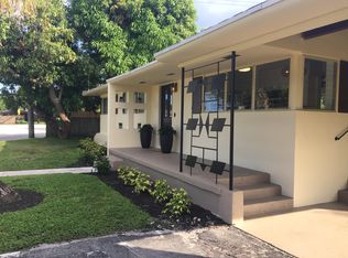 10 NW 56th Ct, Oakland Park, FL 33309