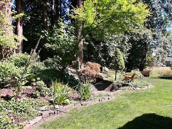 4th image of 13313 18th Avenue Ct E