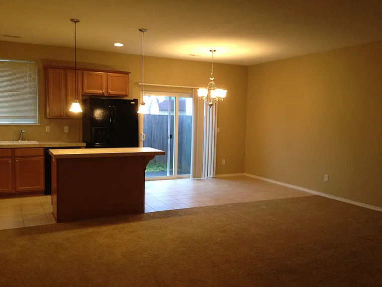58992 Greenbrier Loop — Photo 4