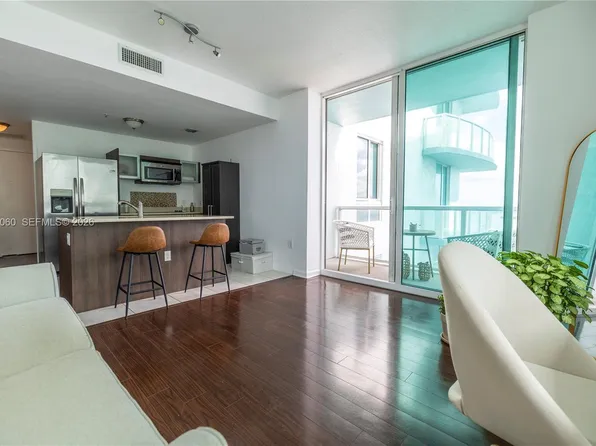 1900 N Bayshore Dr, Miami, FL