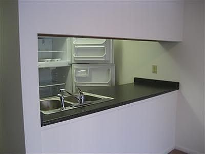 5th image of 2828 Foxwood Ct