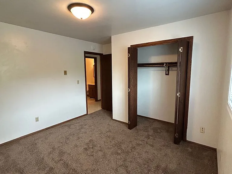 1816 Bloedel Ave — Photo 7