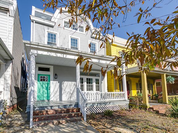 2nd image of 1204 Oakwood Ave