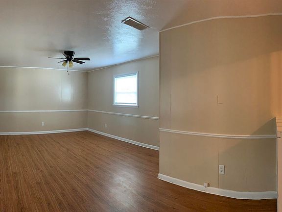 4th image of 213 Prairieview Dr