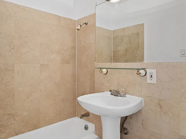 112 West 72nd Street image 8 of 10